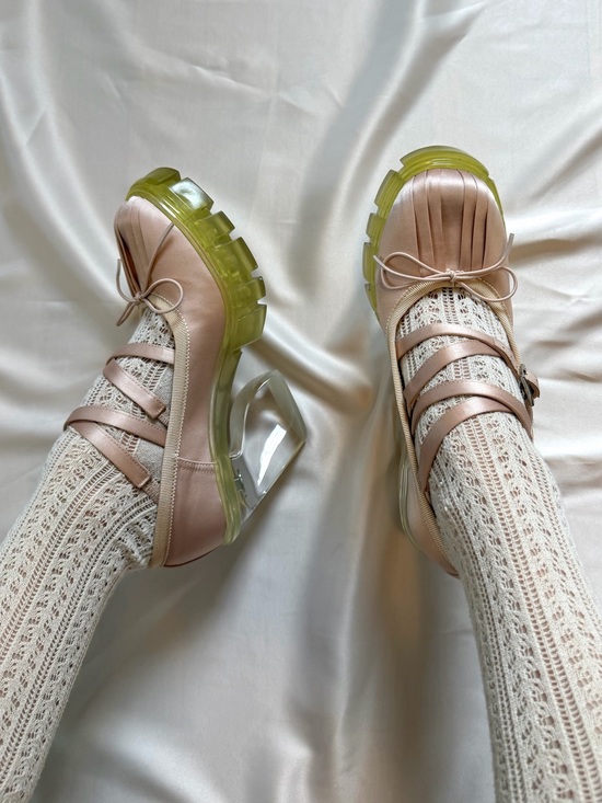 Simone Rocha Shoes - Simone Rocha pink satin criss cross Mary Jane pump with lucite heel